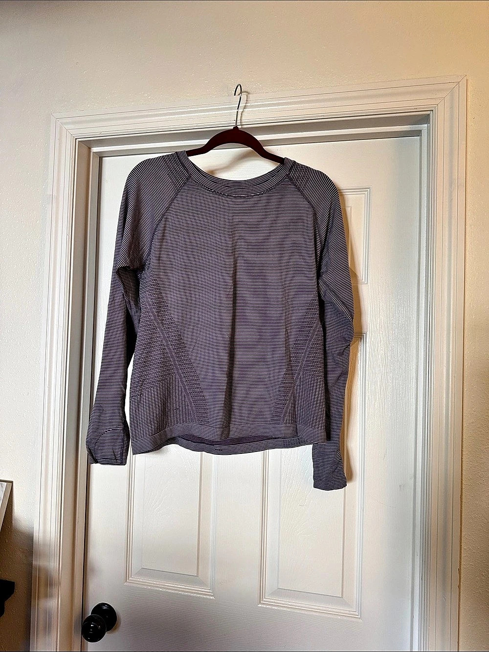 Athlete workout top Sz XL